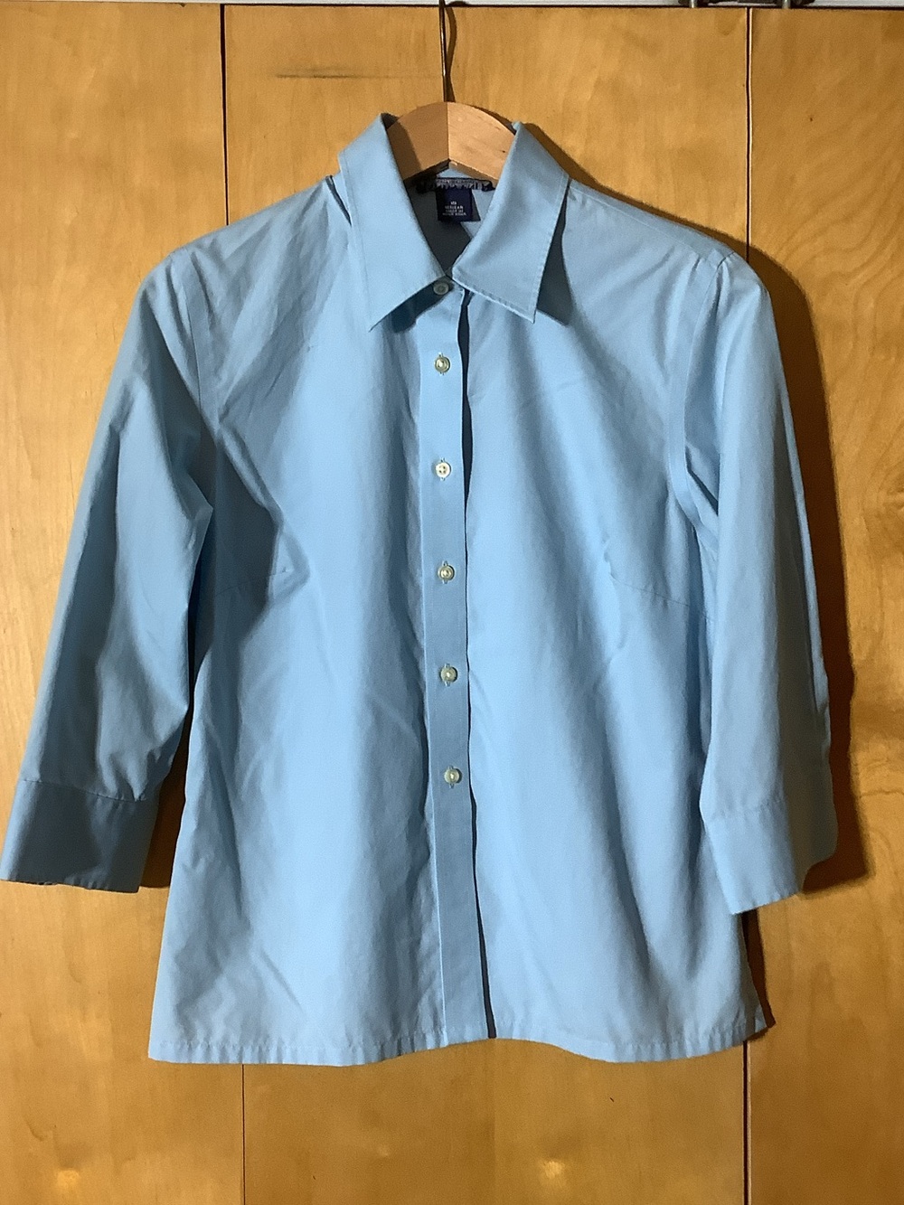 Lands End blue button up 3/4 sleeved top, size 10